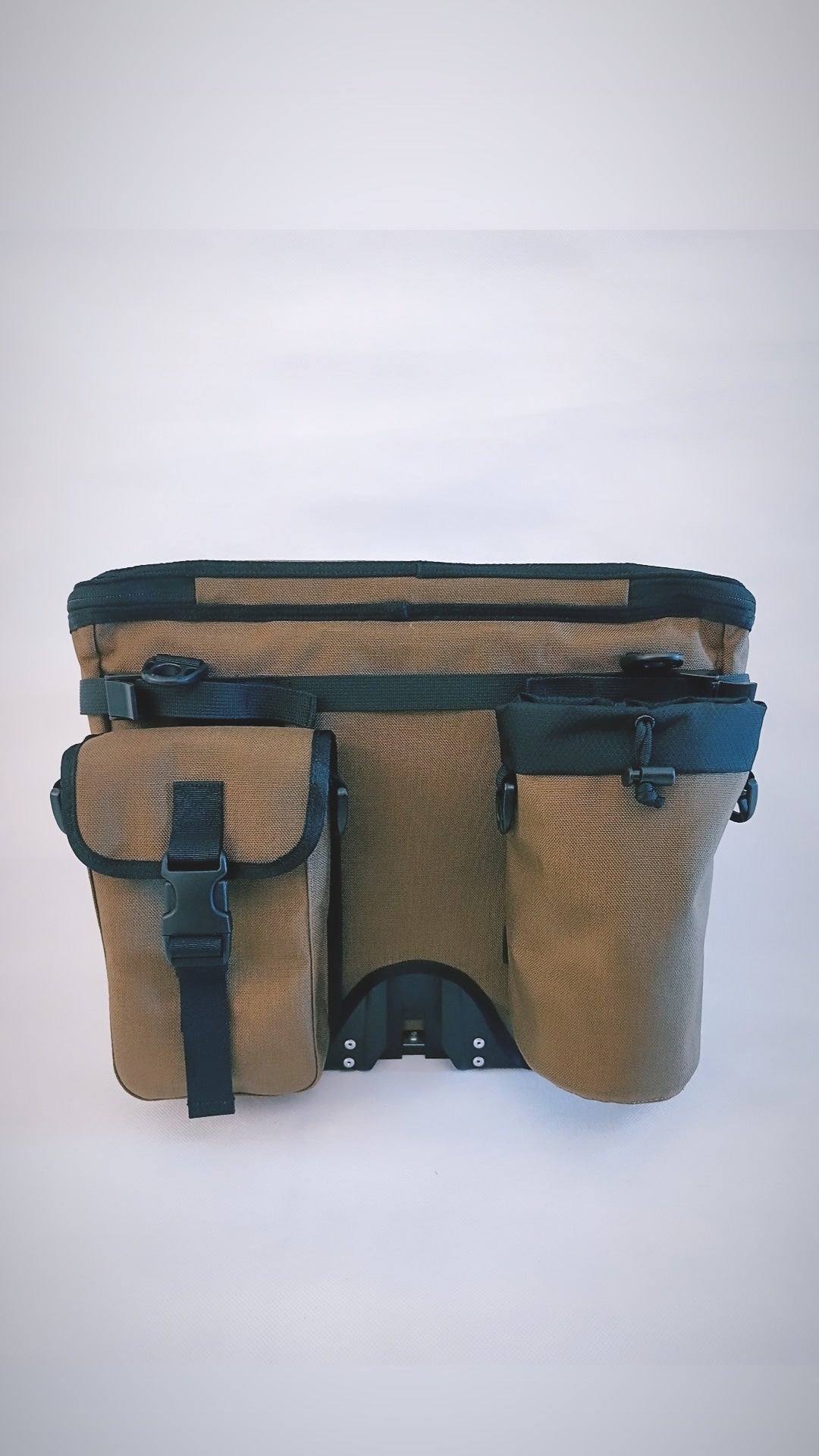UrbanX® Picnic Basket