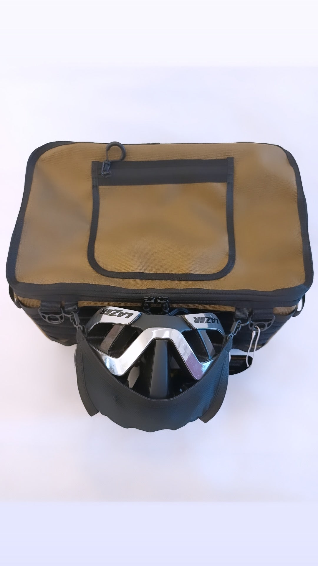 UrbanX® Picnic Basket