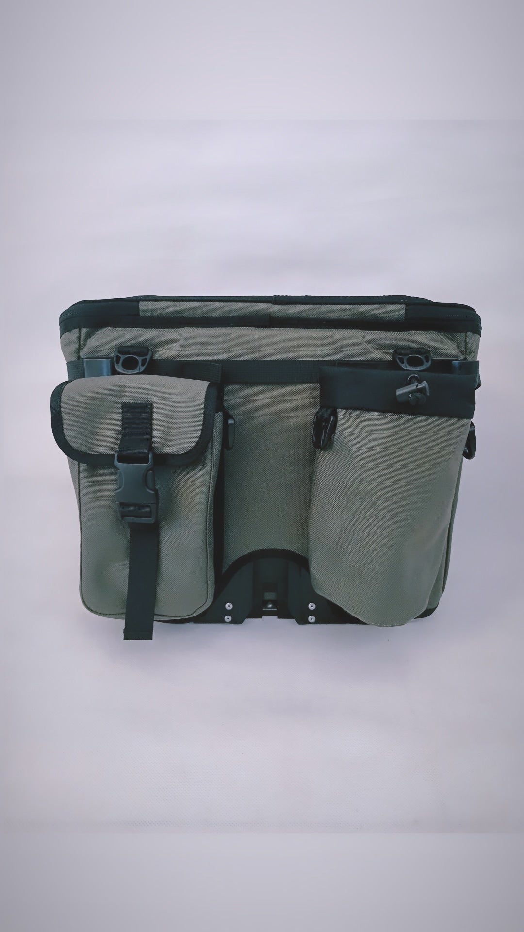 UrbanX® Picnic Basket